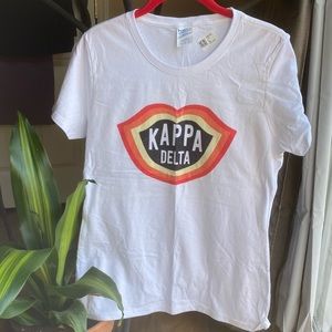Kappa Delta White Tee Shirt NEW ✨💋 Cute Lips Logo